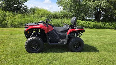 2026 Can-Am Outlander MAX DPS 700 — photo 1 of 9