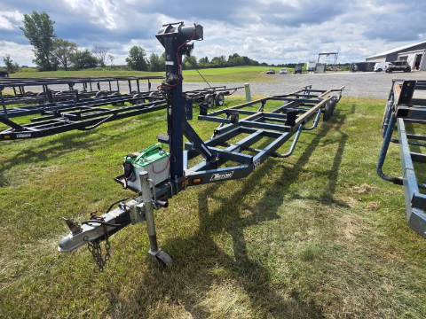 2014 Triton SCISSOR TRAILER 22'