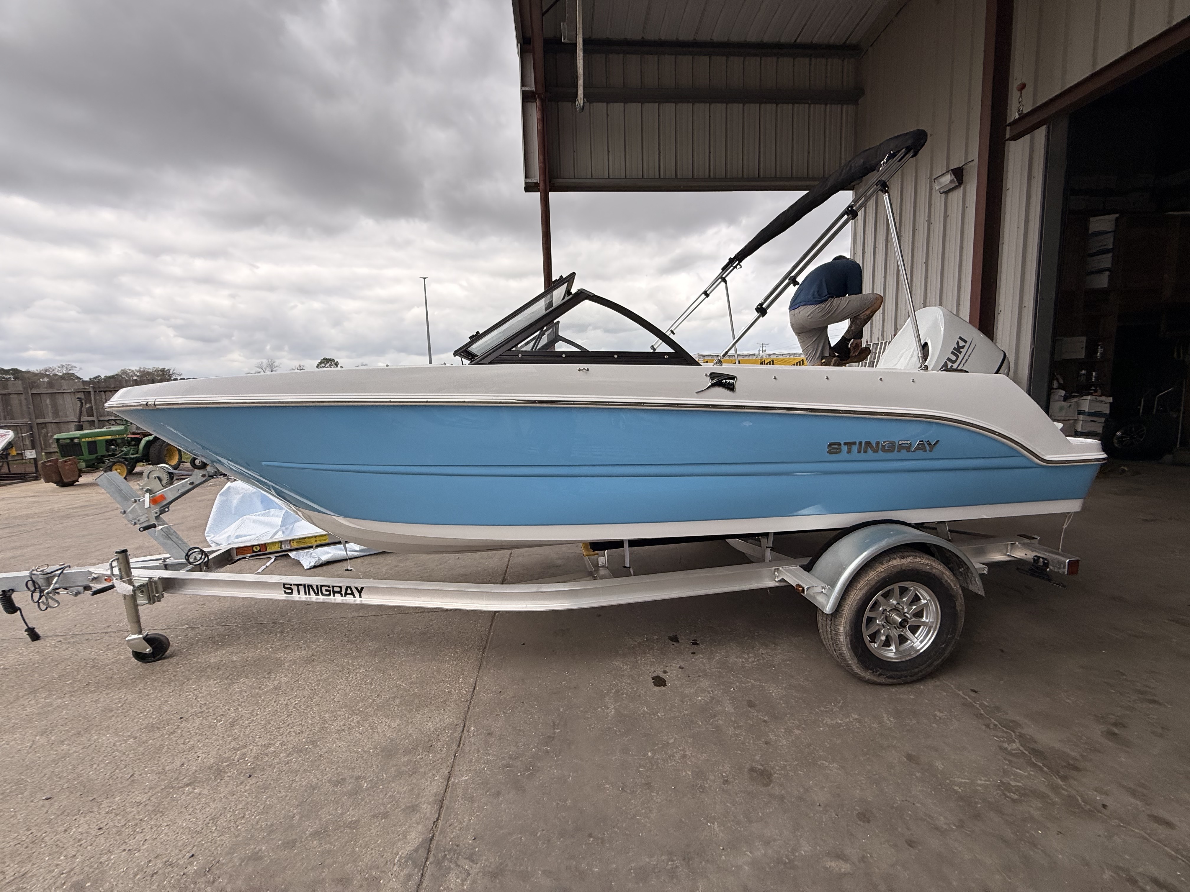 2026 Stingray 172DC