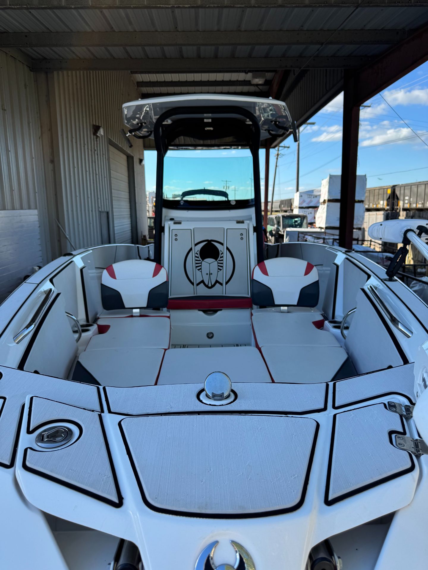 2020 Scarab 255 Open