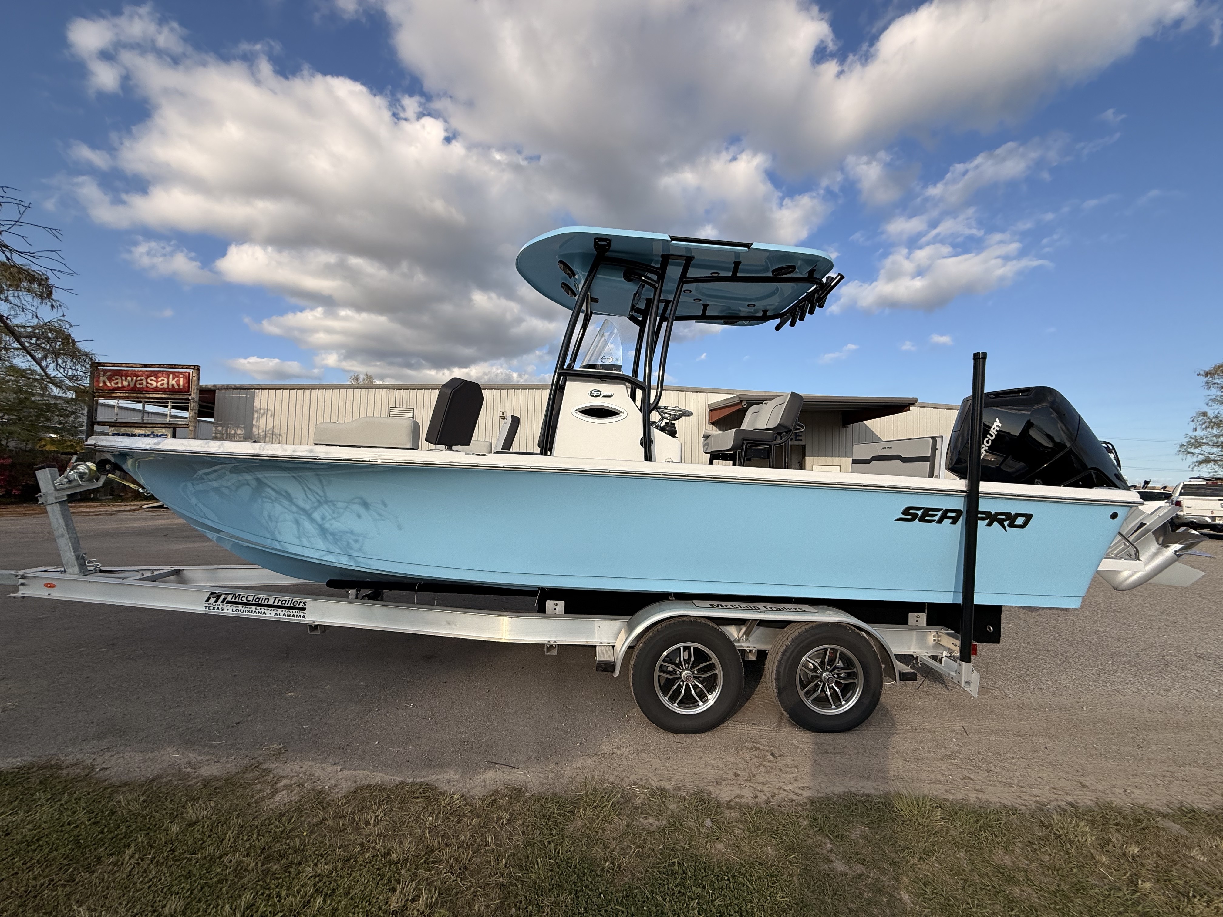 2025 Sea Pro 250 Bay