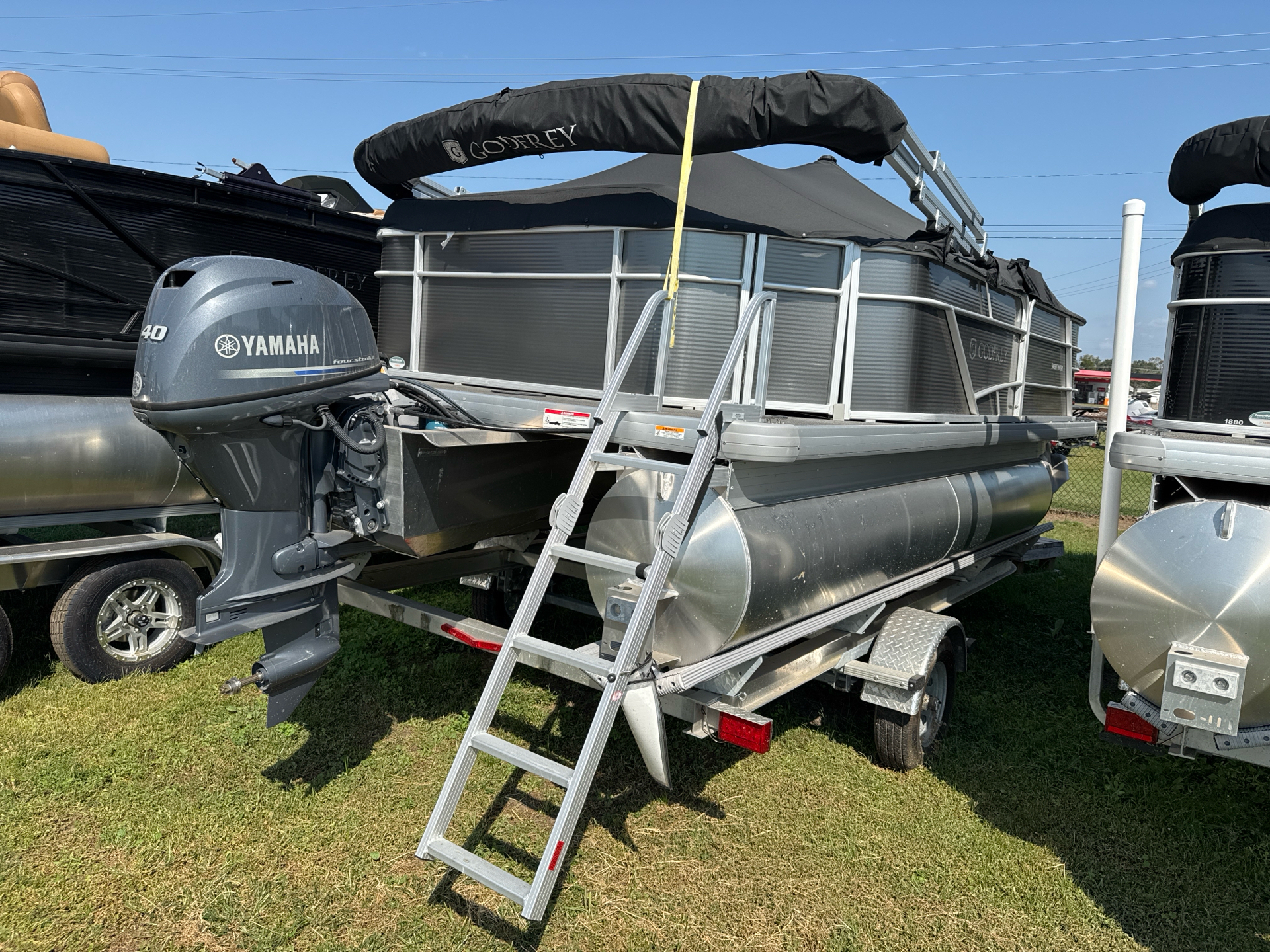 New 2023 Godfrey Sweetwater Xperience 1680 FX Power Boats Outboard