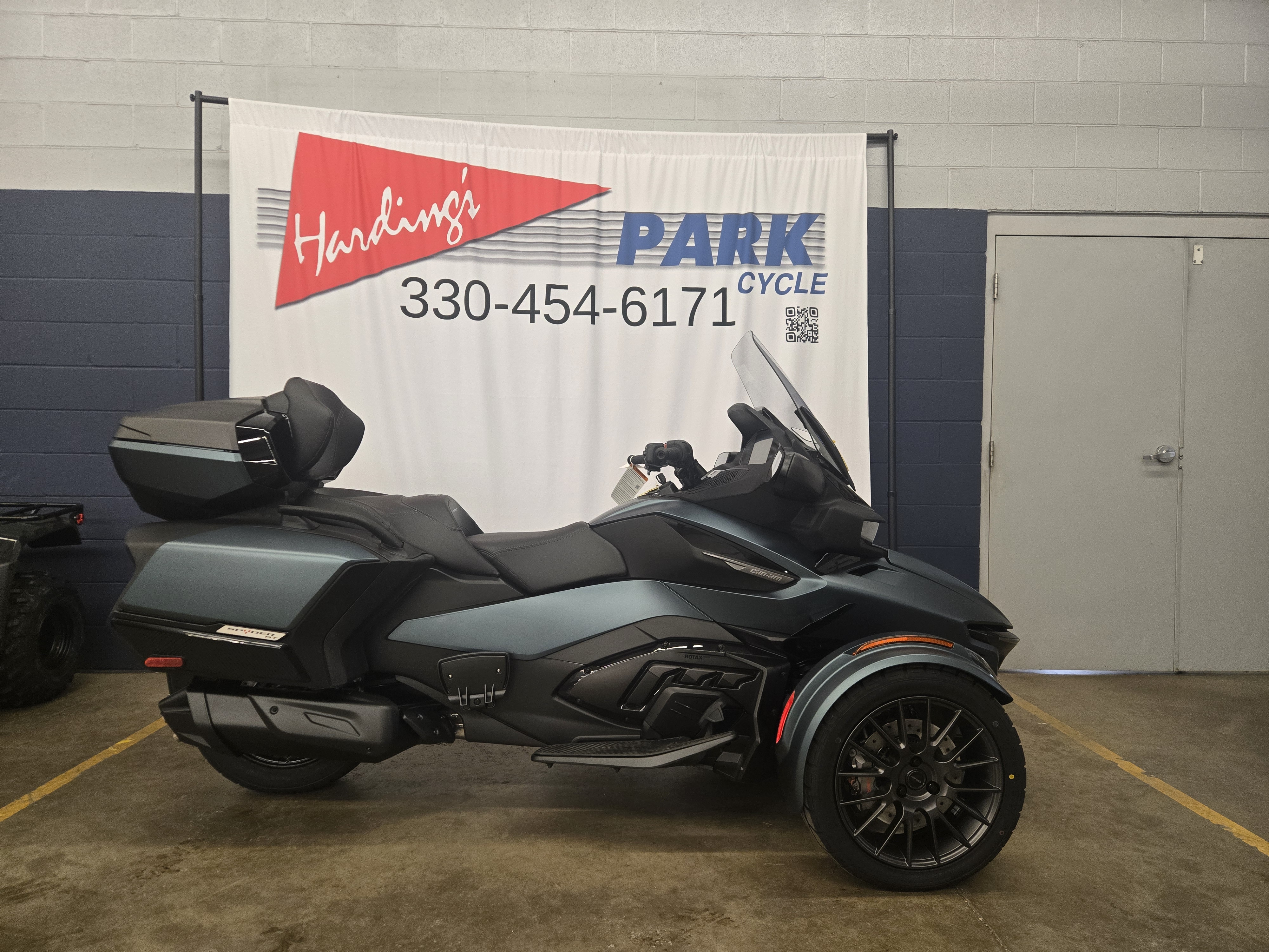 2026 Can-Am™ Spyder RT Limited 1