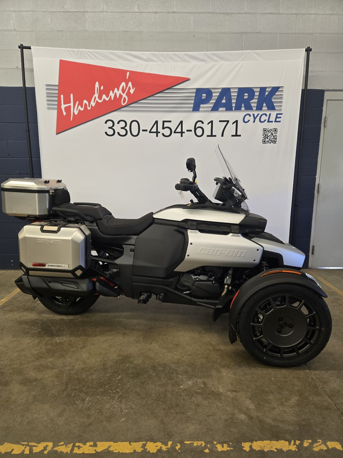 New 2025 Can-Am Canyon XT Motorcycles in Canton, OH | Stock Number