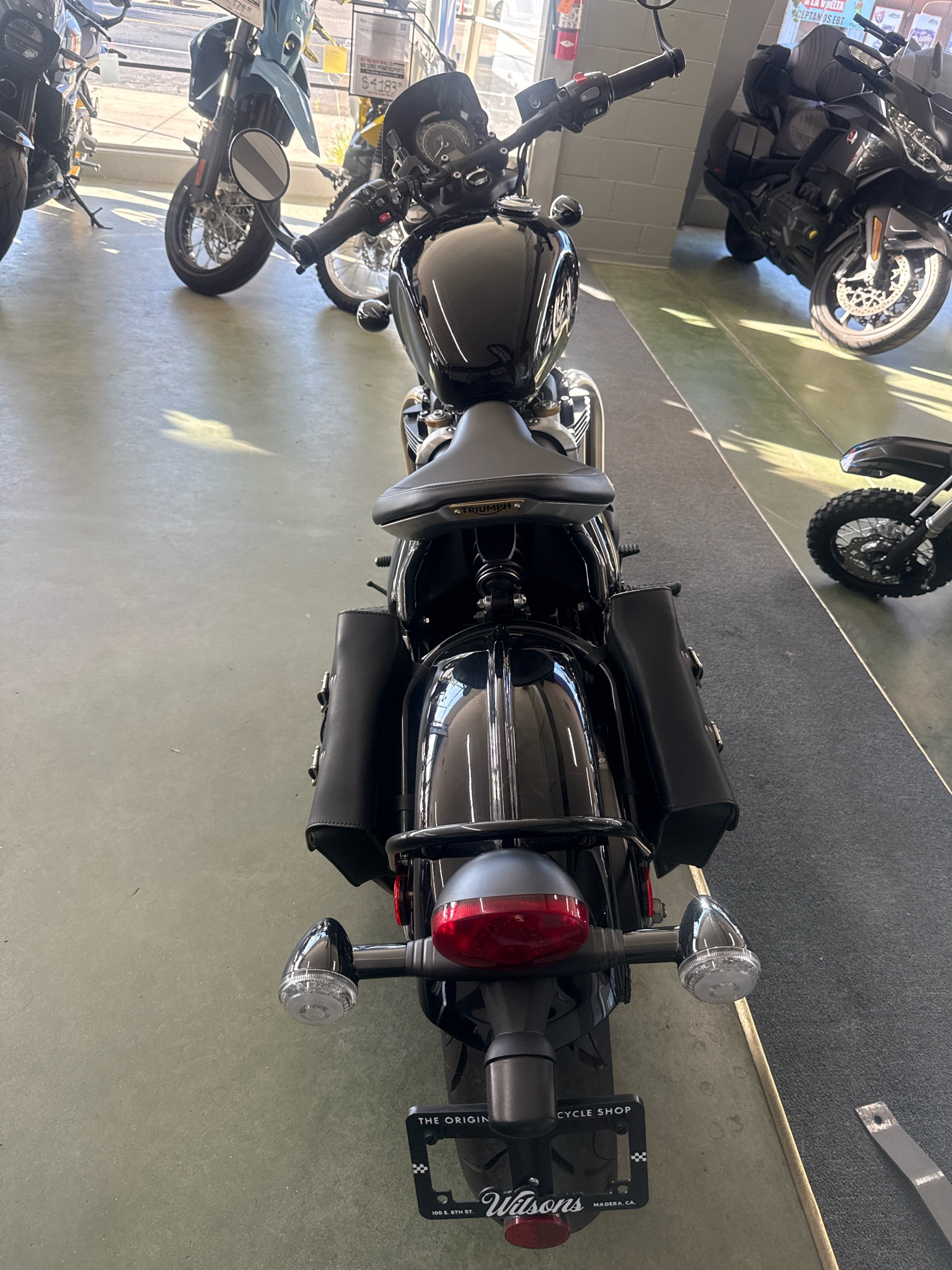 2024 Triumph Bonneville Bobber 4