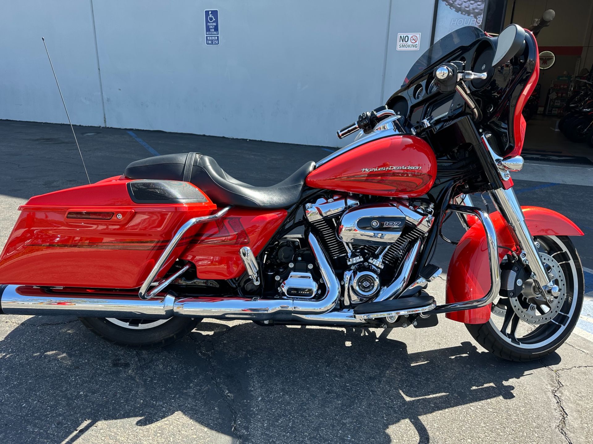 Used 2017 Harley-Davidson Street Glide® Special Laguna Orange