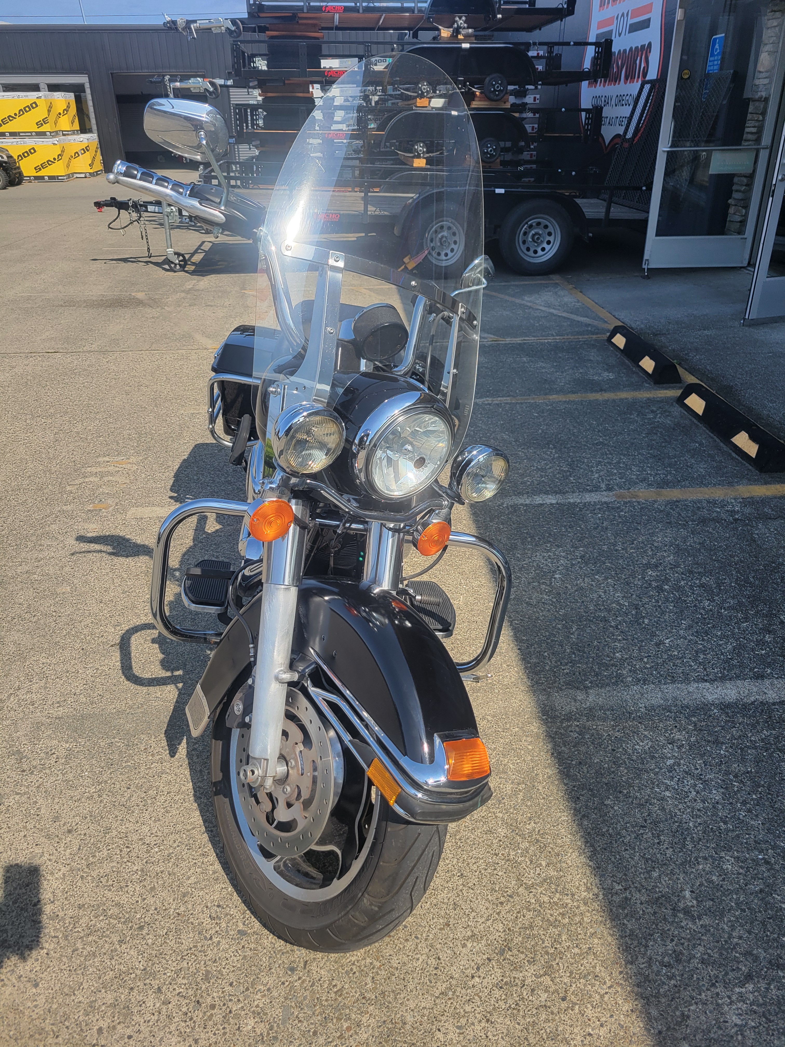 2011 Harley-Davidson Police Road King® 3