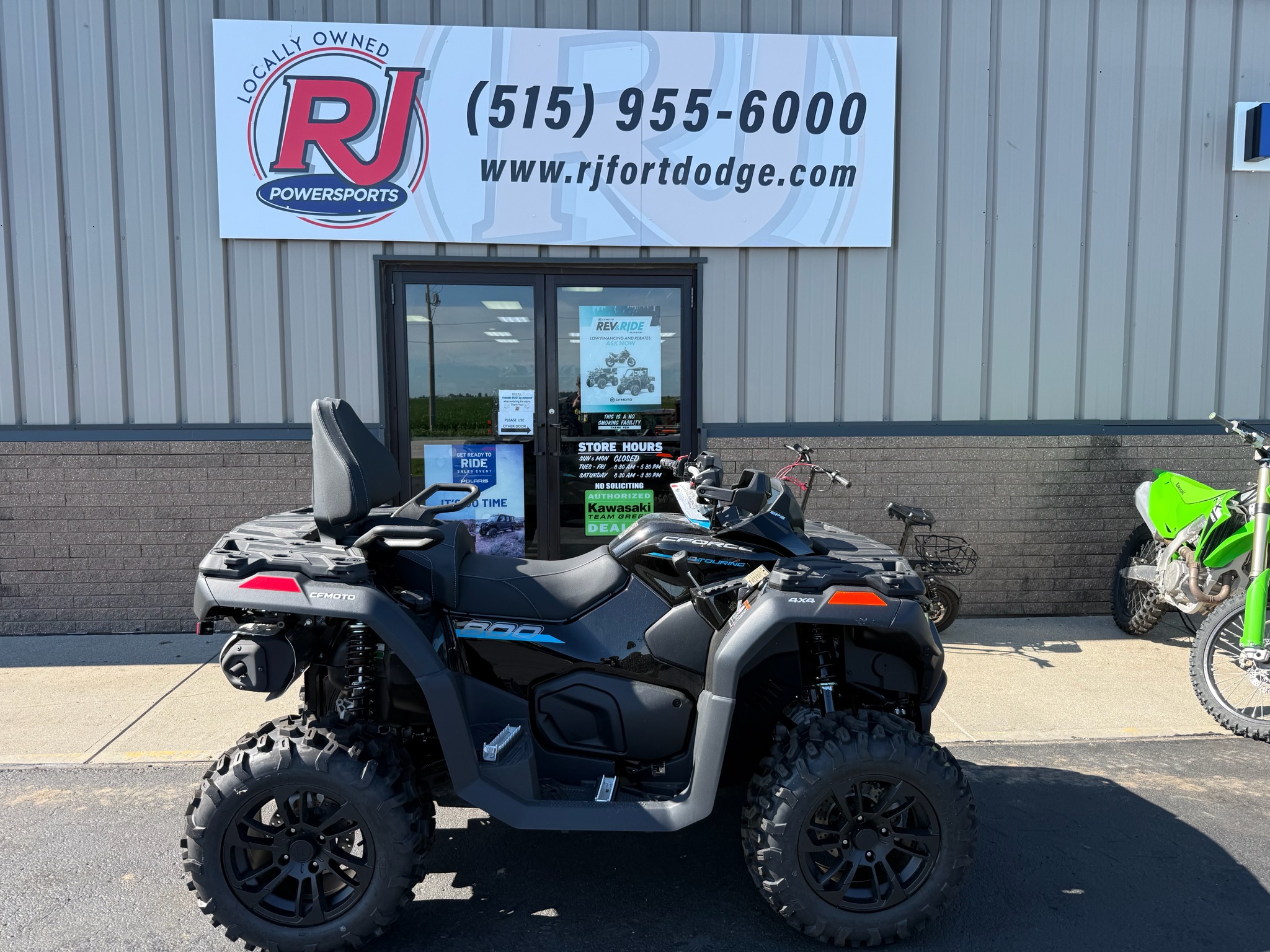 2026 CFMOTO CFORCE 800 Touring