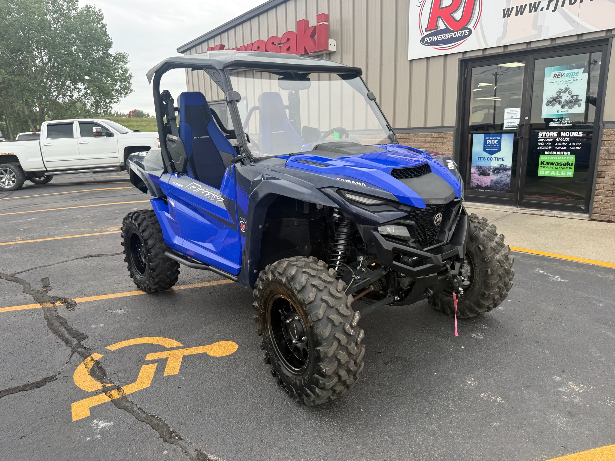 2023 Yamaha Wolverine photo 8