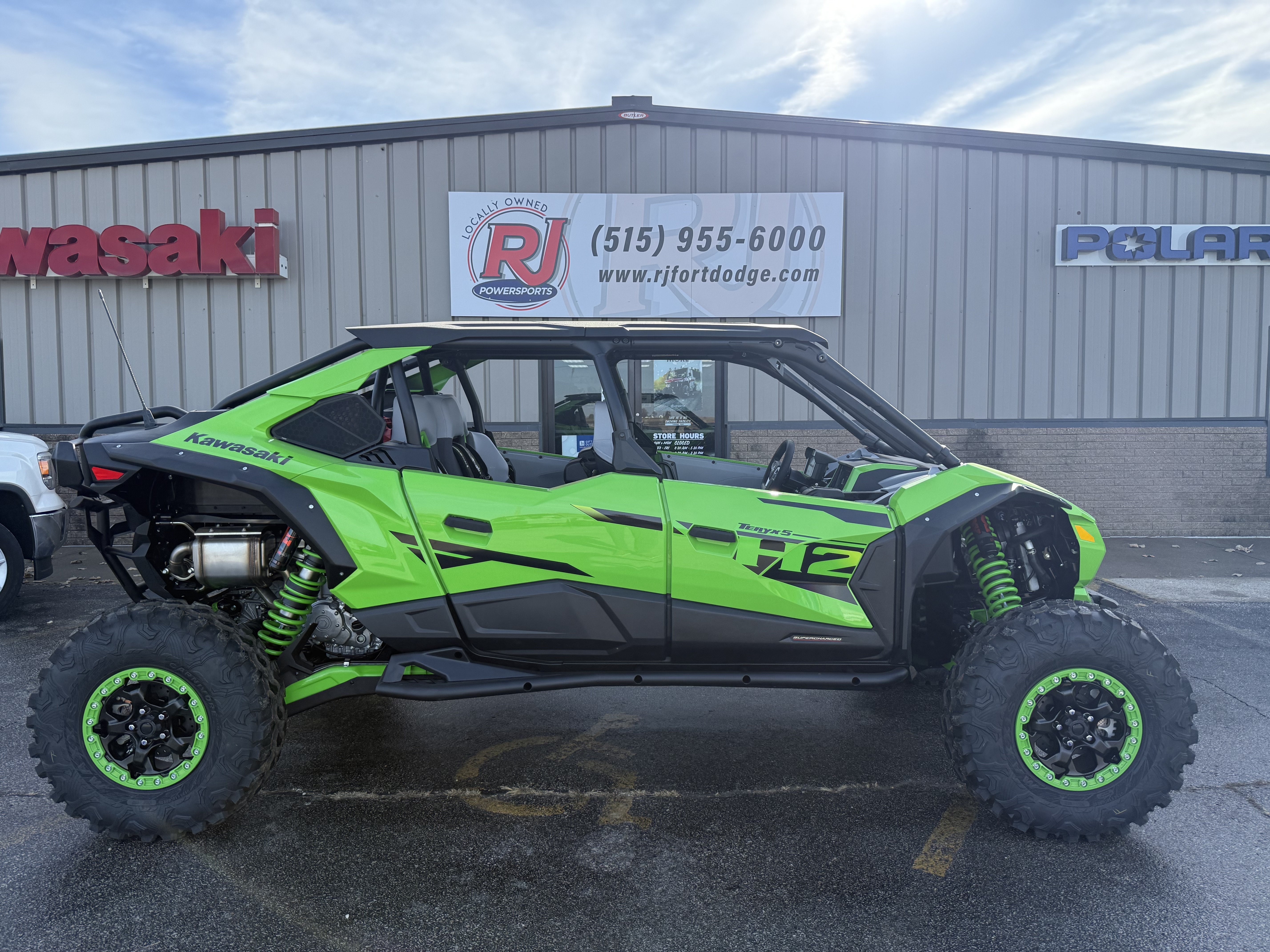 2026 Teryx®5 H2 Deluxe eS