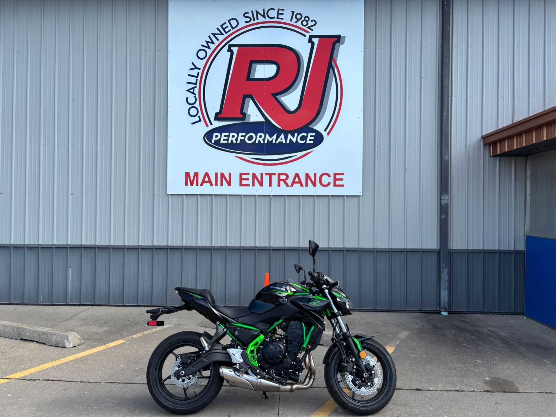 2025 Kawasaki Z650 ABS