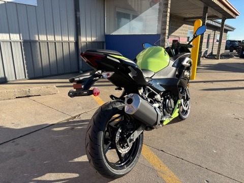 2026 Kawasaki Ninja® 500 ABS 8