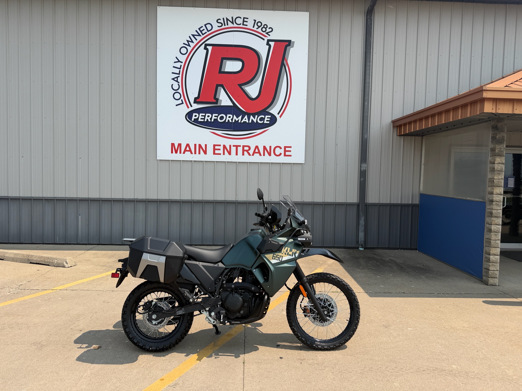 2026 Kawasaki KLR®650 Adventure ABS
