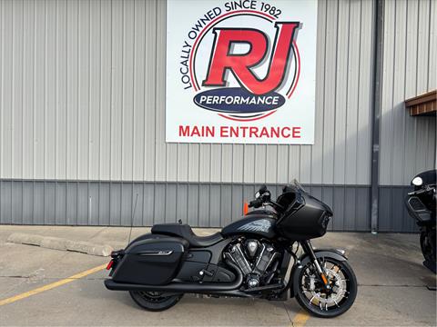 New 2025 Indian Motorcycle Challenger® Dark Horse®, Ottumwa IA
