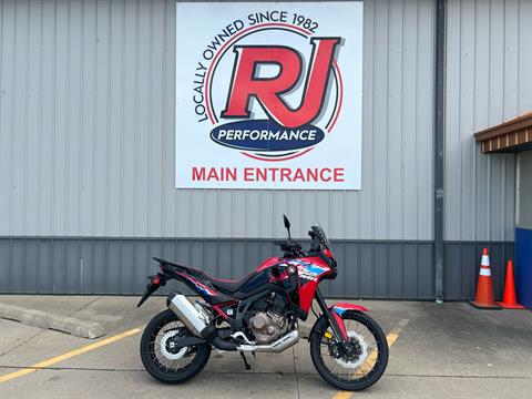 2024 Honda Africa Twin DCT in Ottumwa, Iowa