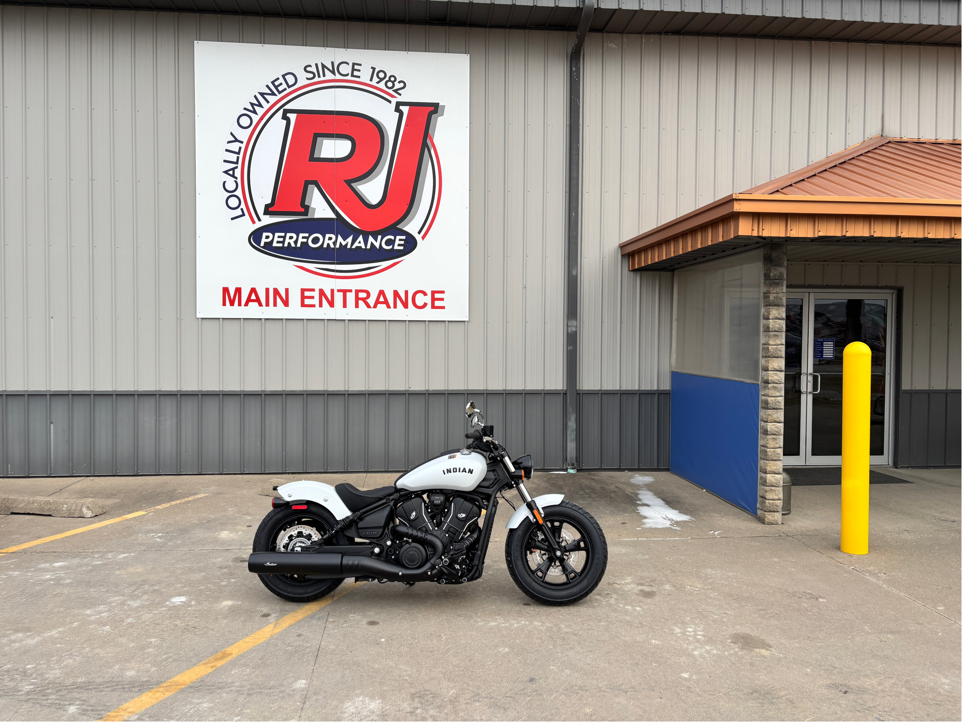 Indian Scout Bobber Sixty Image