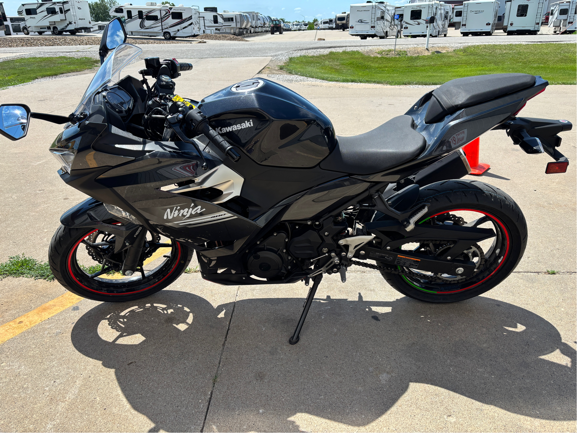 TEIJA 2024awブラックお盆価格 New 2024 Kawasaki Ninja ZX-6R ABS Metallic Flat Spark Black