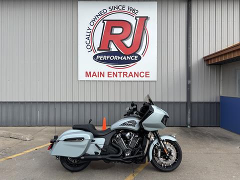New 2025 Indian Motorcycle Challenger® Dark Horse® 112, Ottumwa IA