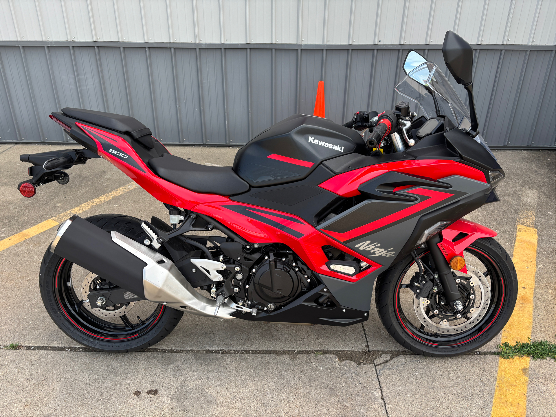 Kawasaki Ninja 500 SE ABS Image