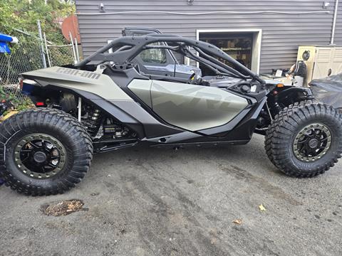 2026 Can-Am Maverick R X RC with Smart-Shox