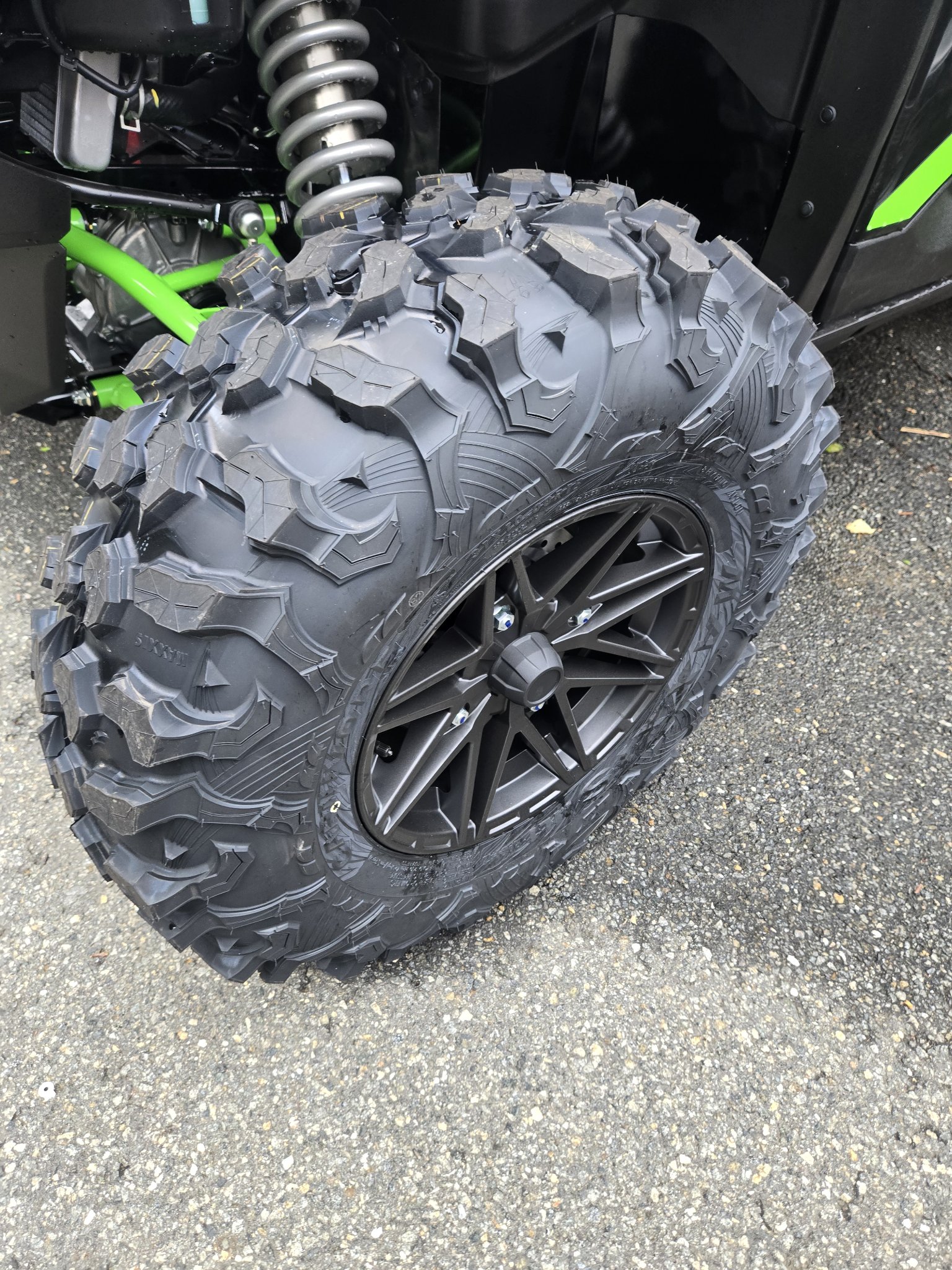 2027 Kawasaki TERYX KRX® 1000 TR 3