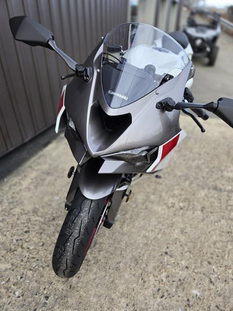 New 2025 Kawasaki Ninja ZX-6R ABS Pearl Robotic White