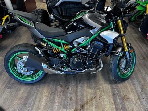 New 2025 Kawasaki Z900 SE ABS Metallic Matte Graphite Gray Ebony