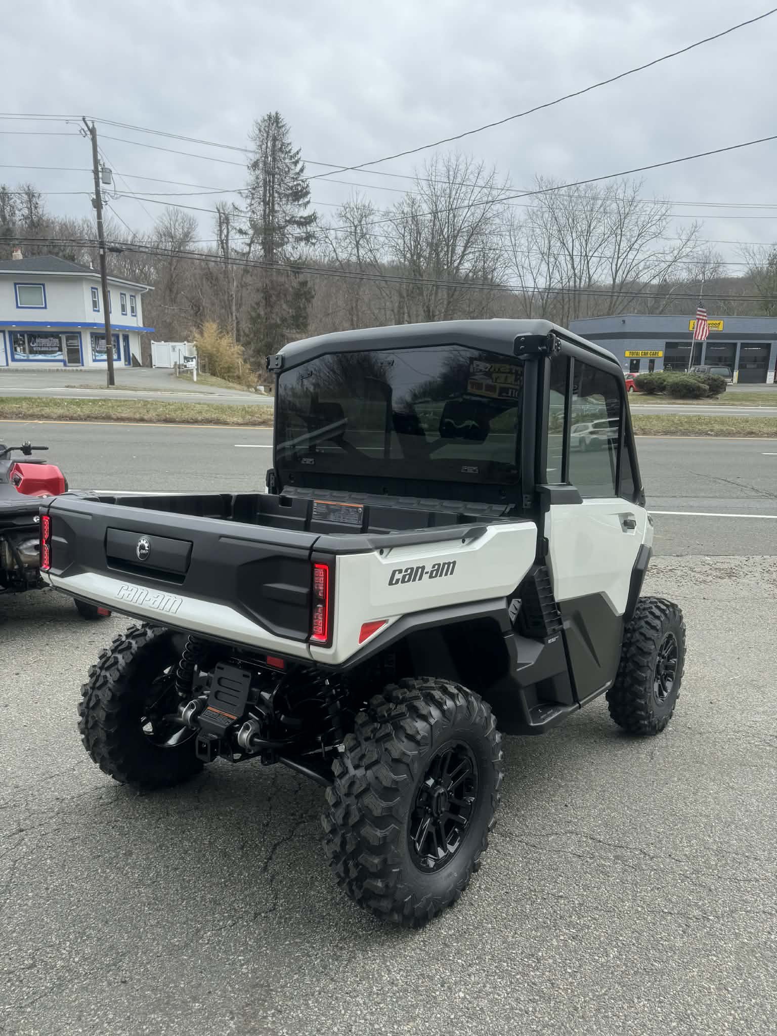 2026 Can-Am™ Defender Limited HD11 8