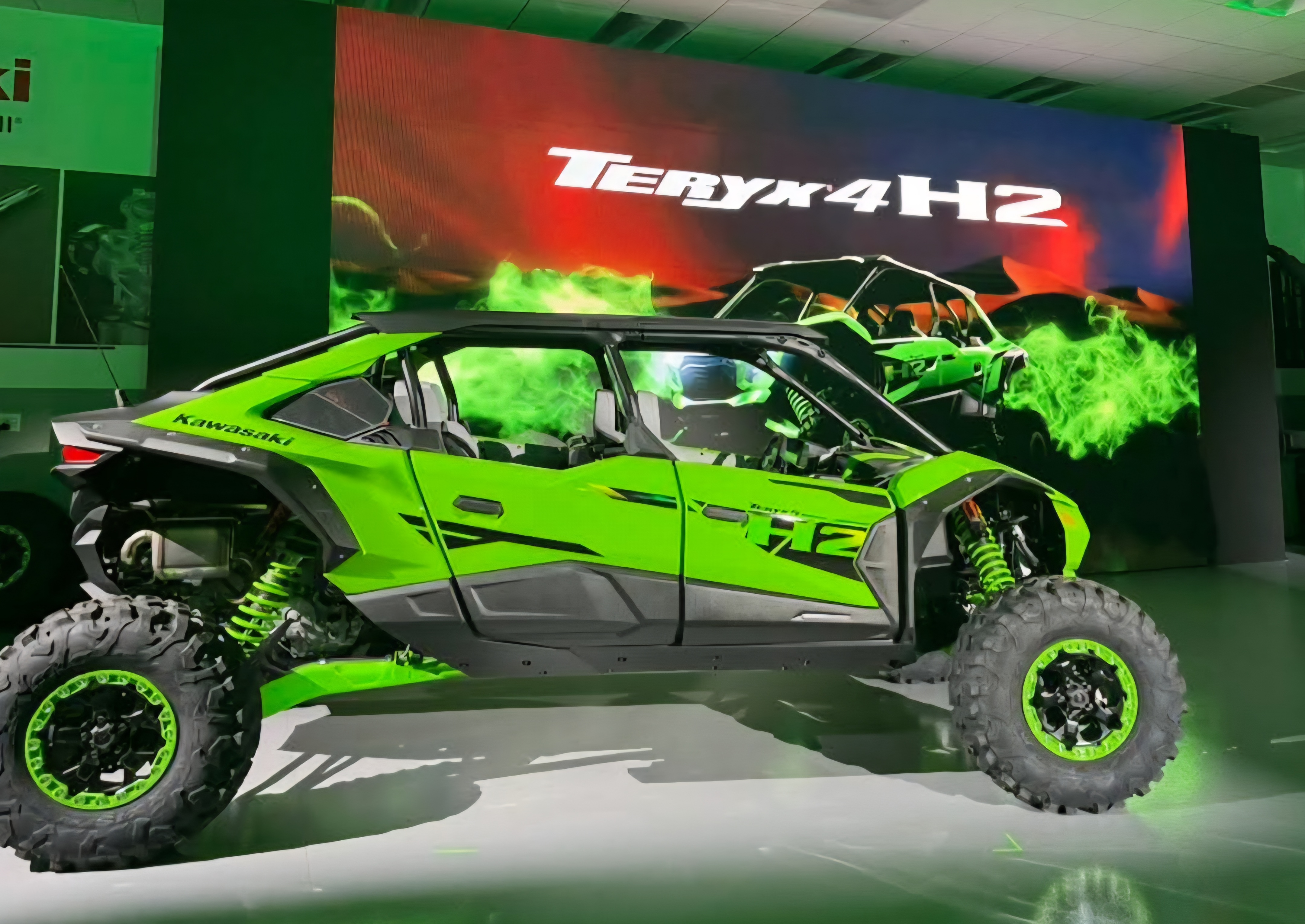2026 Kawasaki Teryx®4 H2 Deluxe eS 2