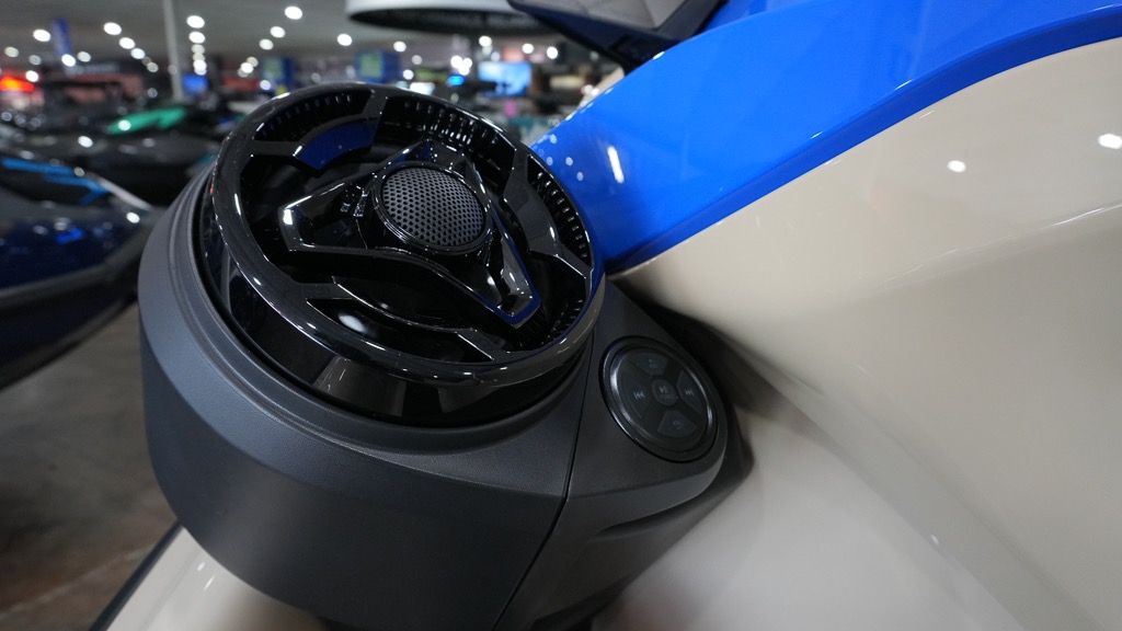 2026 Sea-Doo Wake 170 + BRP Premium Audio, iDF, iBR 8