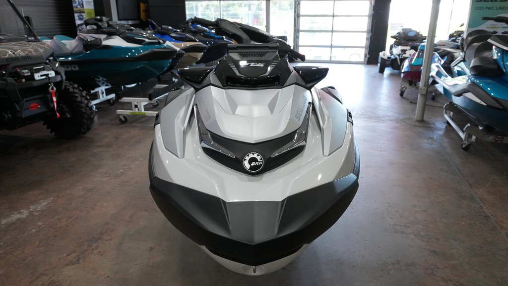 2026 Sea-Doo GTX Limited 325 3