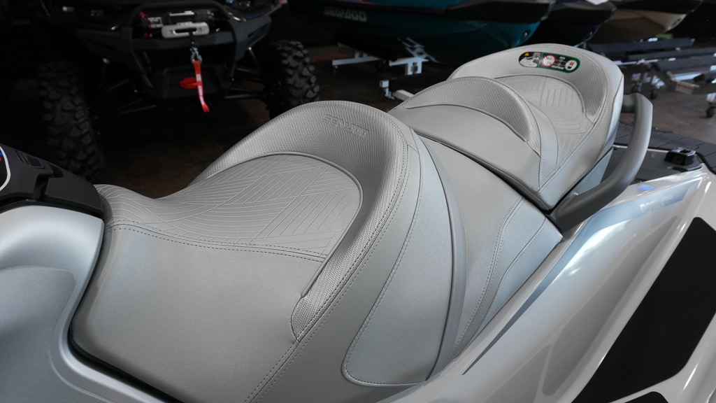 2026 Sea-Doo GTX Limited 325 11