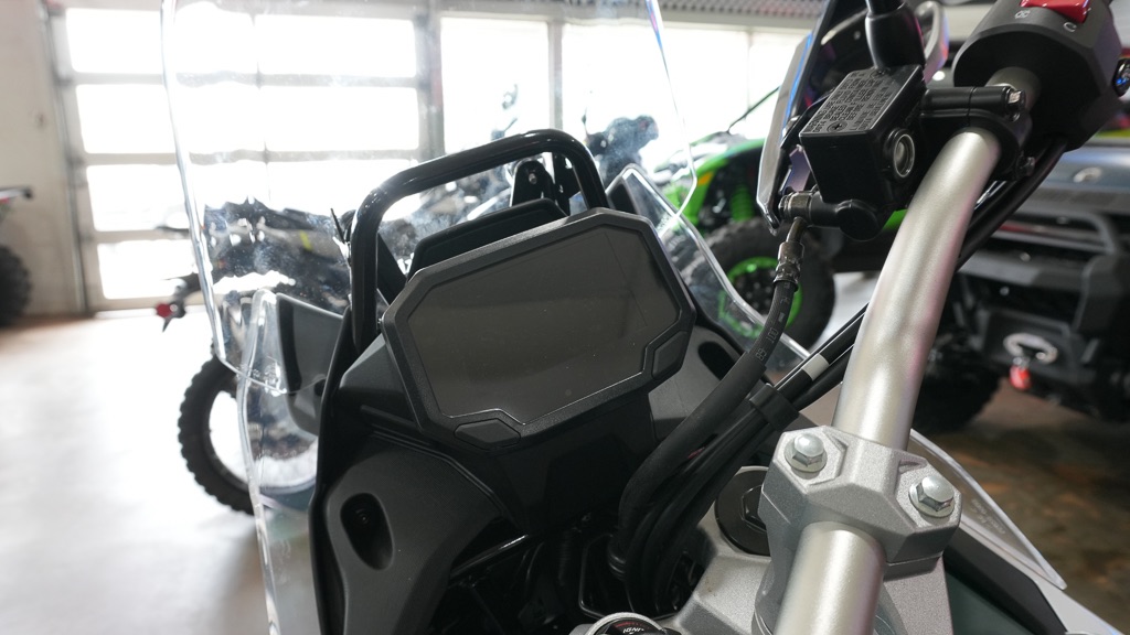 2026 Kawasaki KLE®500 SE ABS 8