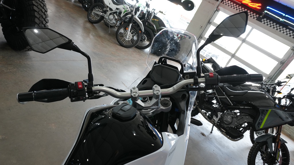 2026 Kawasaki KLE®500 SE ABS 10