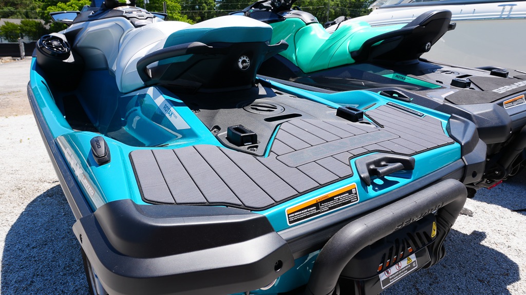2026 Sea-Doo GTX Limited 325 6