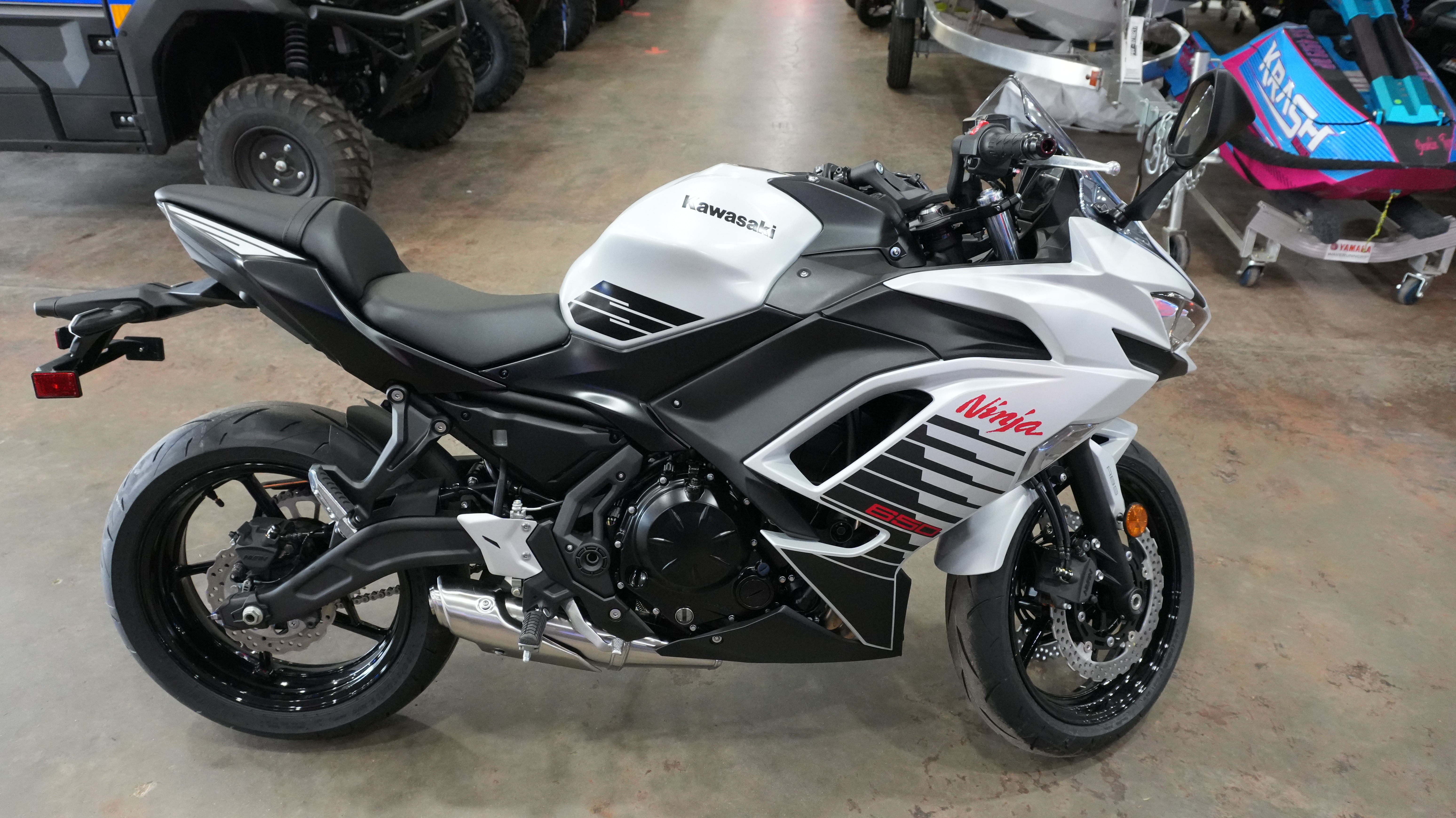2026 Ninja® 650 ABS