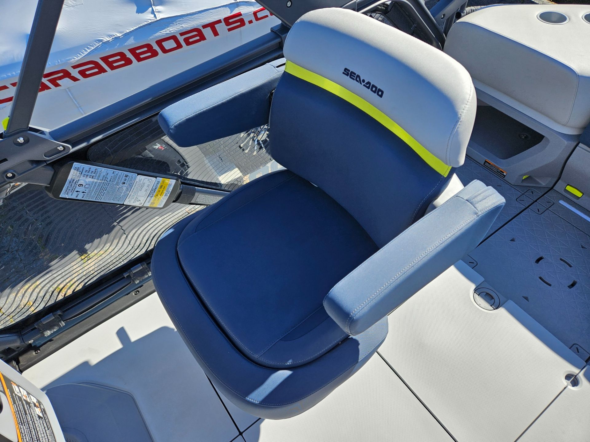 2025 Sea-Doo Switch Cruise photo 8
