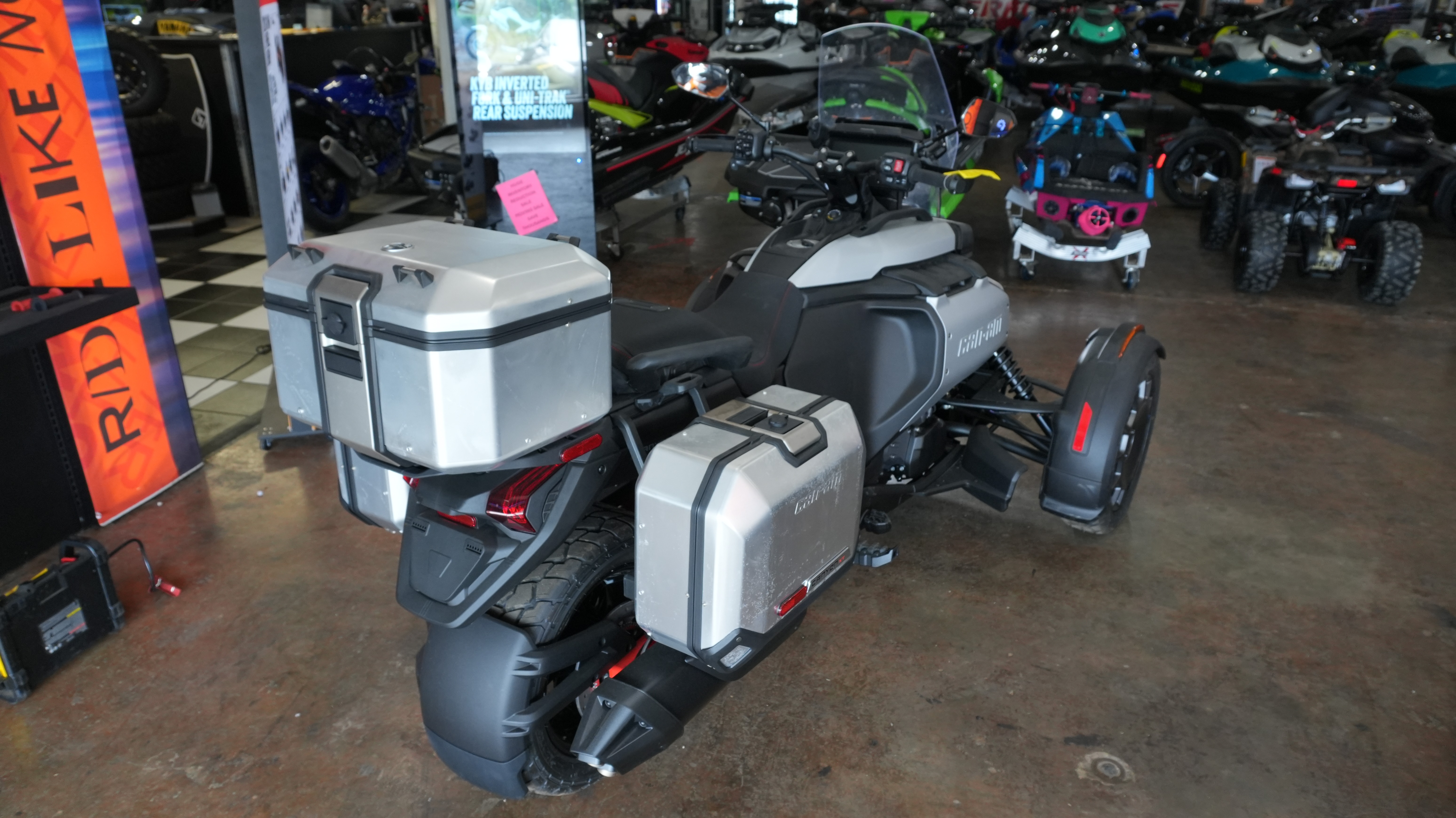 2025 Can-Am™ Canyon XT 4