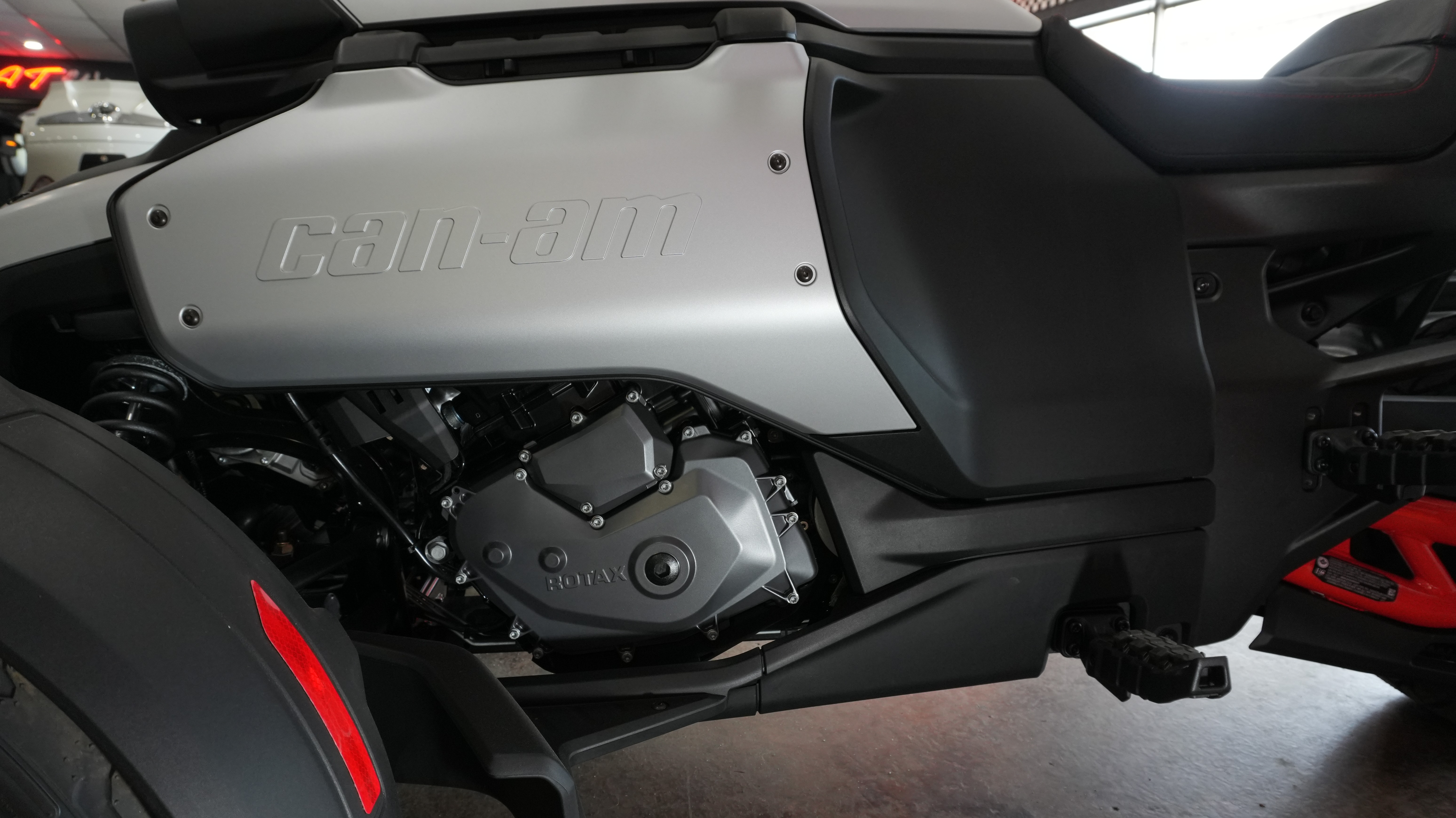 2025 Can-Am™ Canyon XT 12