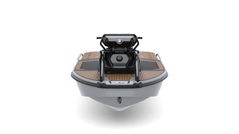 2027 Yamaha CrossWave 7