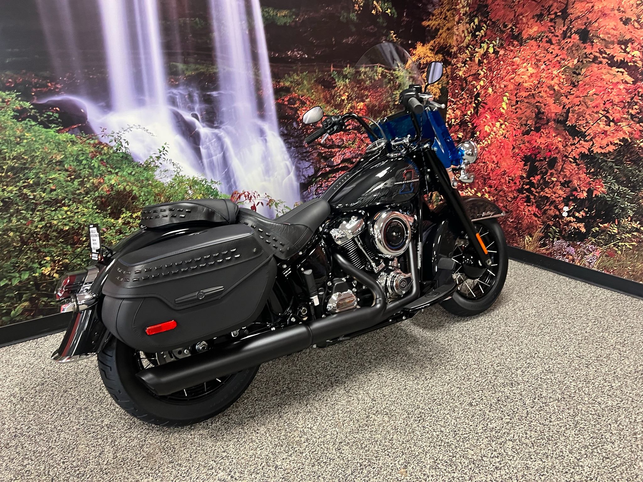 2026 Harley-Davidson Heritage Classic 8