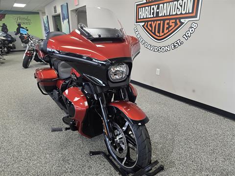 2025 Harley-Davidson Street Glide® Ultra for Sale - Specs