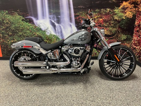 2026 Harley-Davidson Breakout® for Sale - Specs, Price | New, Dark
