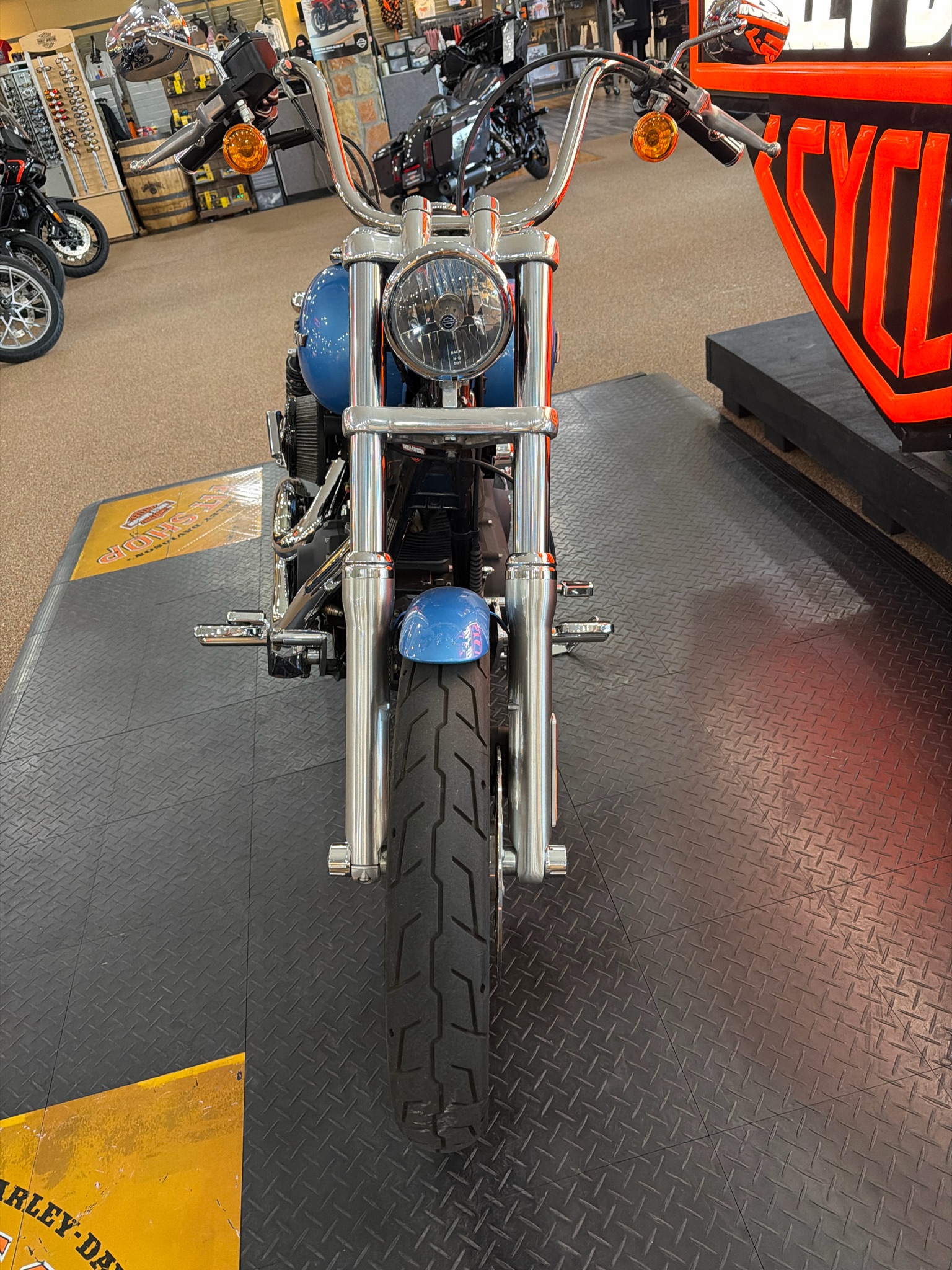 2011 Harley-Davidson Dyna® Street Bob® 3