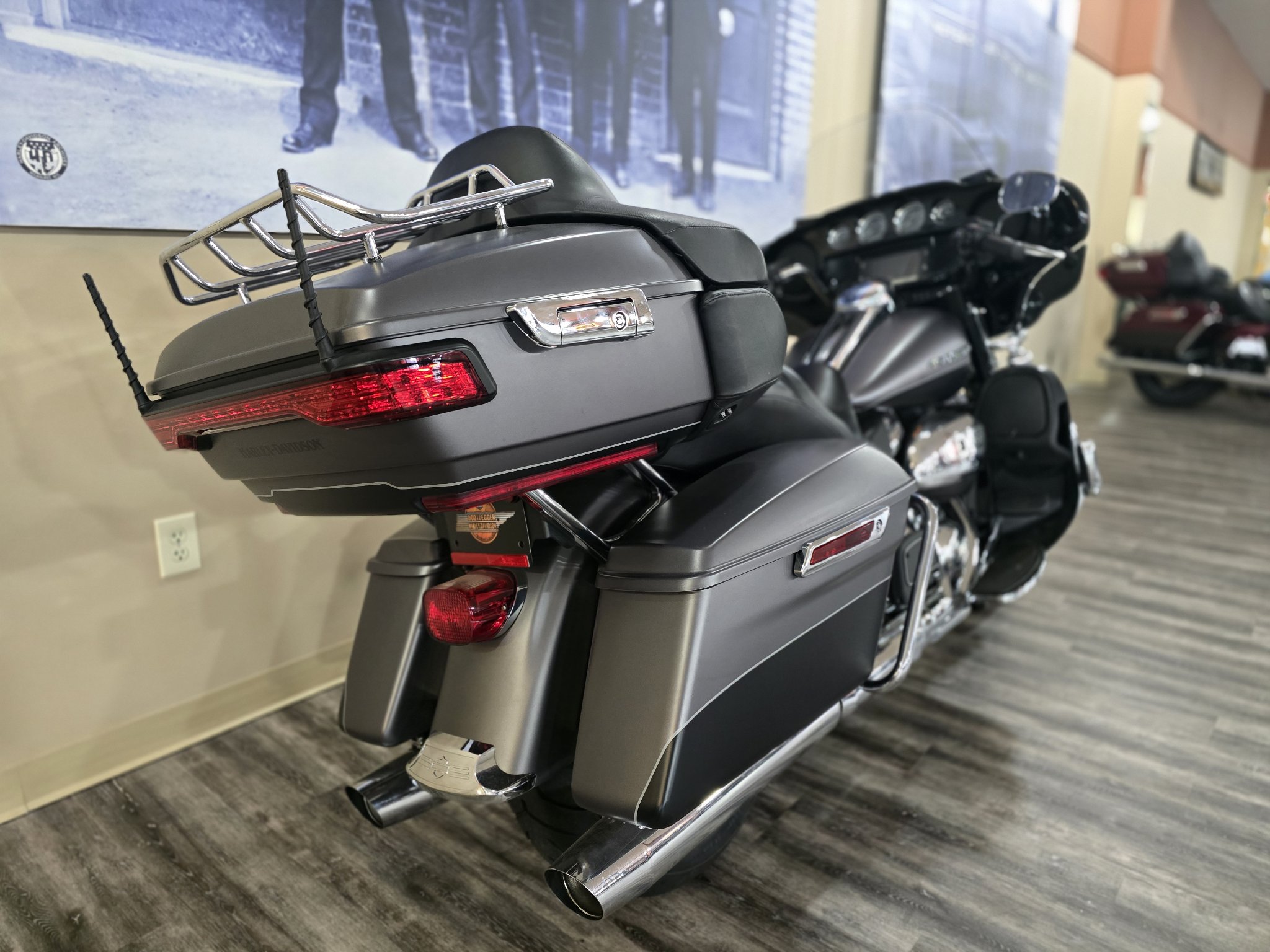 2017 Harley-Davidson Electra Glide® Ultra Classic® 6