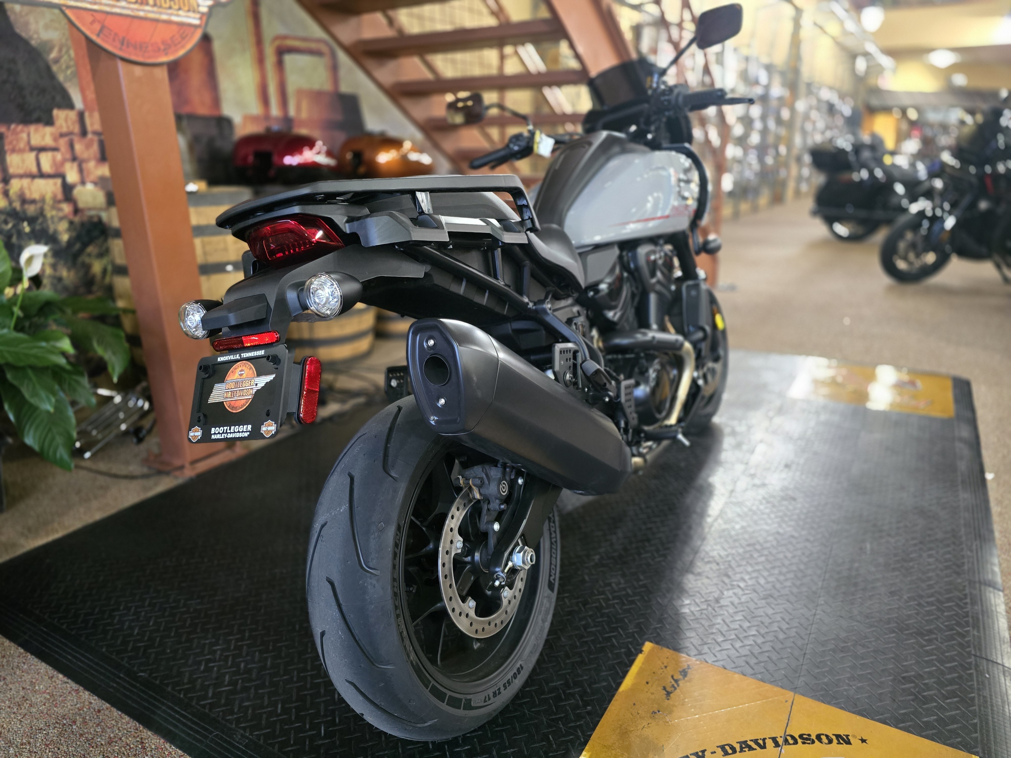2025 Harley-Davidson Pan America® 1250 ST 6