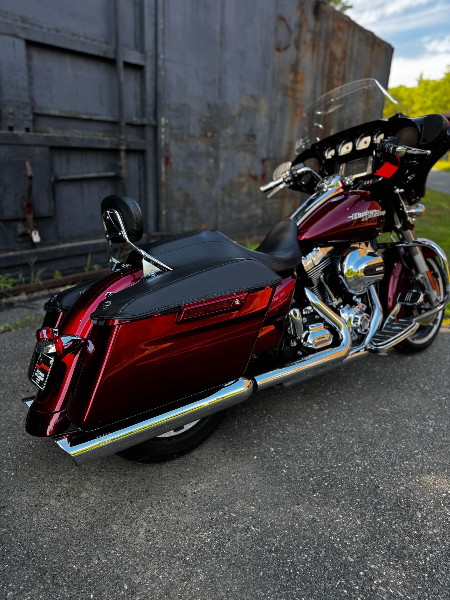2016 Harley-Davidson Street Glide® Special in Augusta, Maine - Photo 5