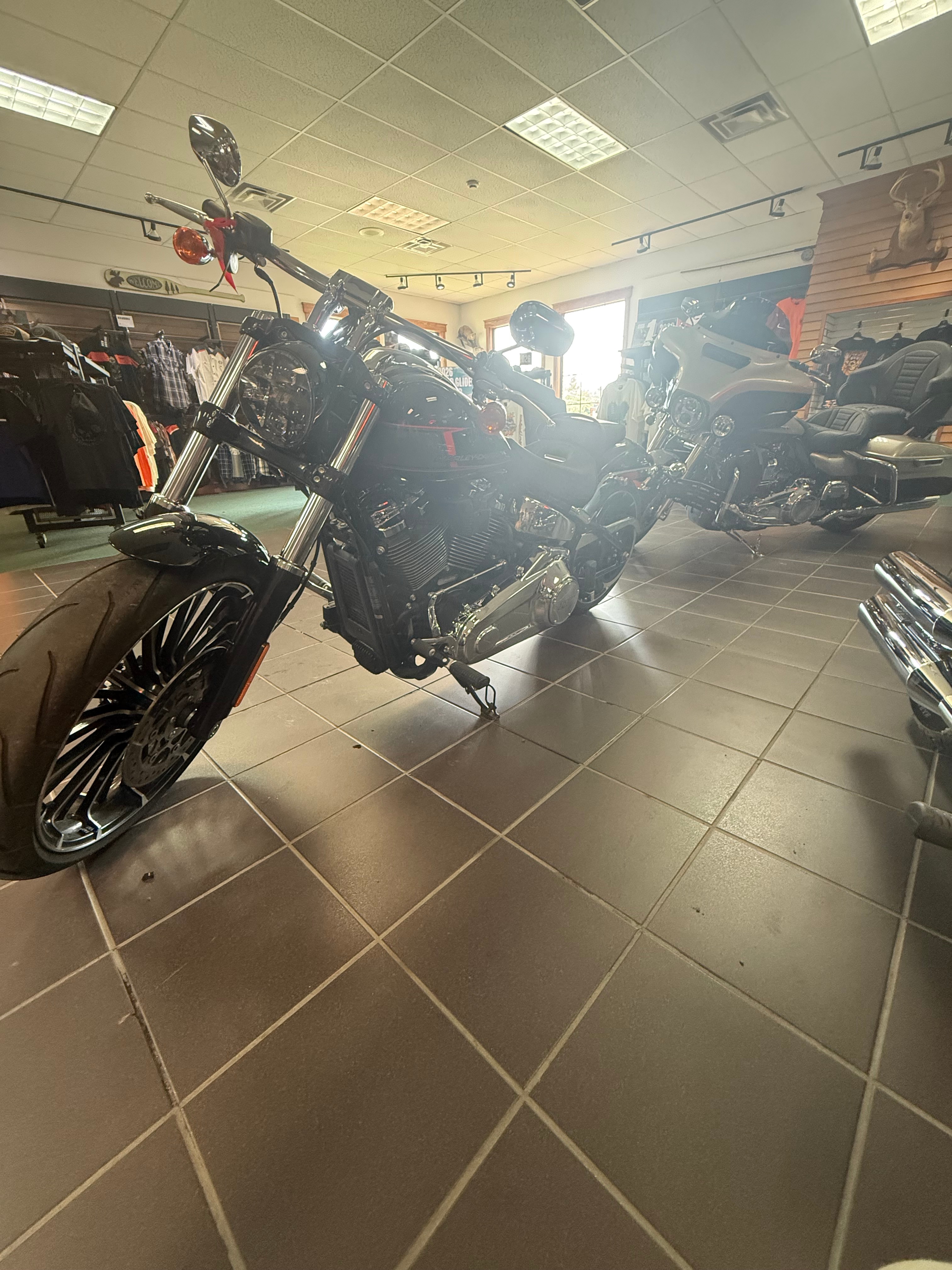 2023 Harley-Davidson Breakout 1