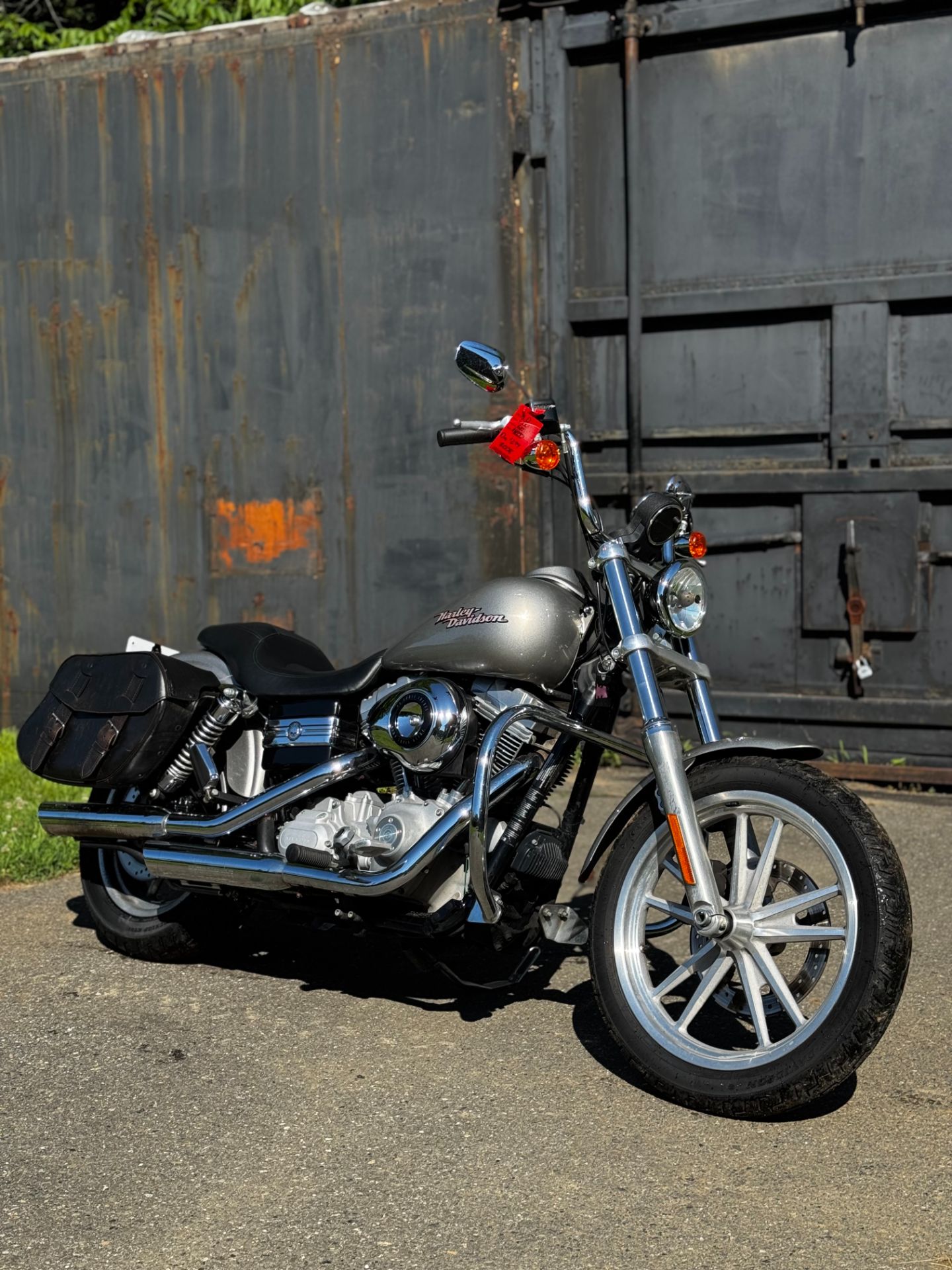 2006 Harley-Davidson Dyna™ Super Glide® in Augusta, Maine - Photo 2