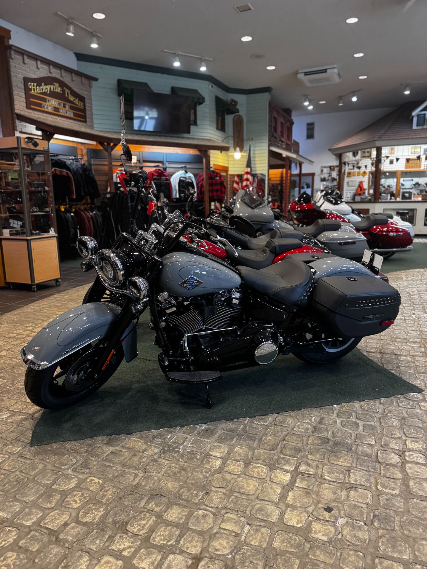 2026 Harley-Davidson Heritage Classic 3